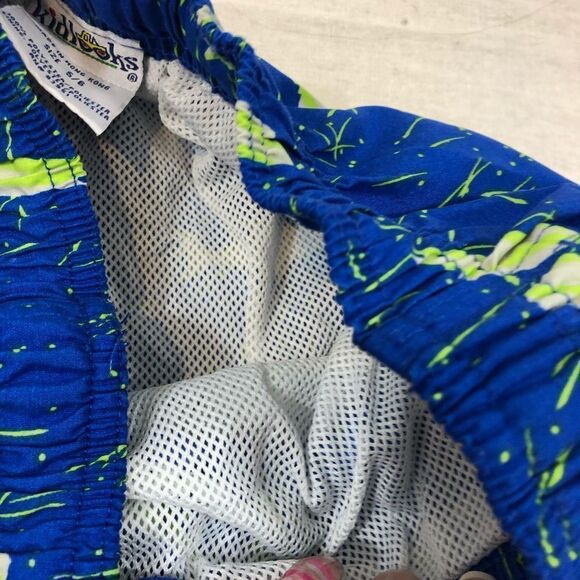 Kidlooks Boys 5/6 Shark Swim Set Tank Top & Trunks - Picture 11 of 12